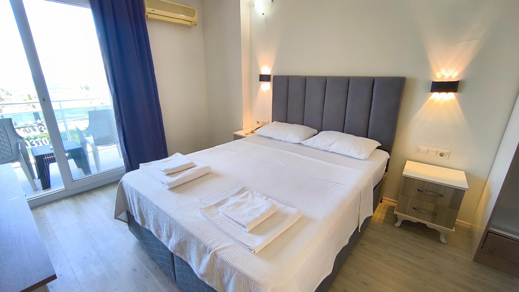 Öz Güzelçamlı Hotel Standart Oda